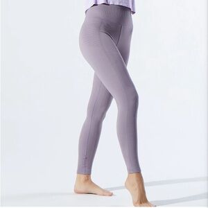 Avocado high waisted seamless purple leggings full length size XS/S